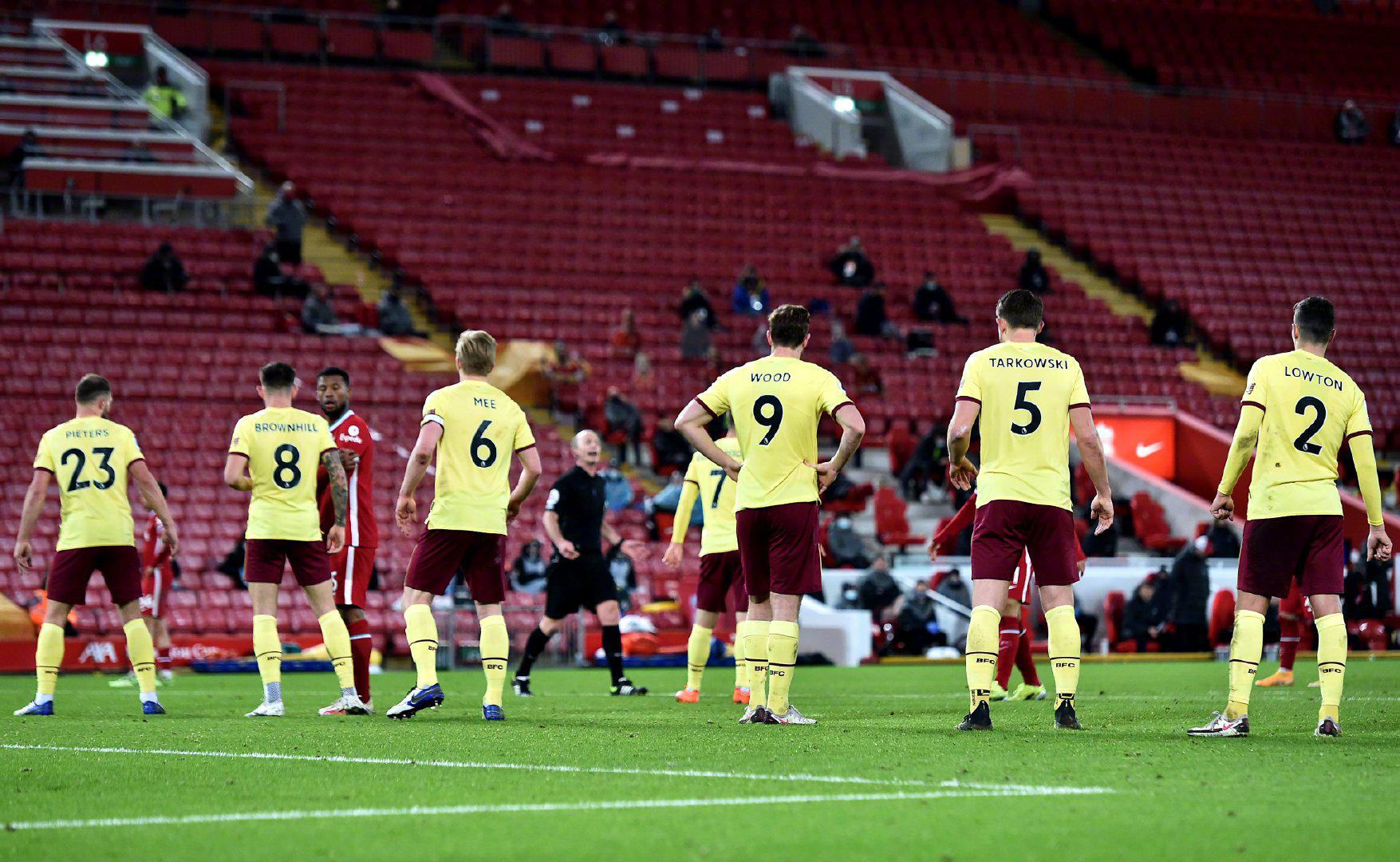 在他不懈的 在他不懈的