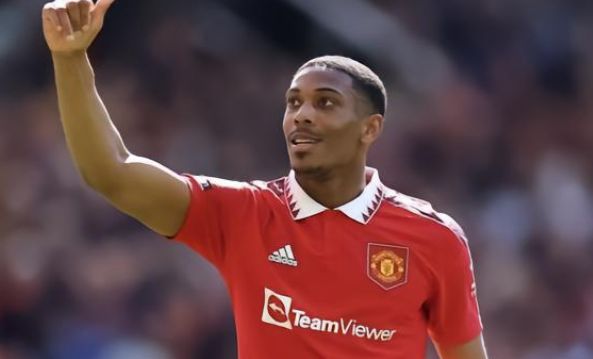 而是專注於 而是專注於